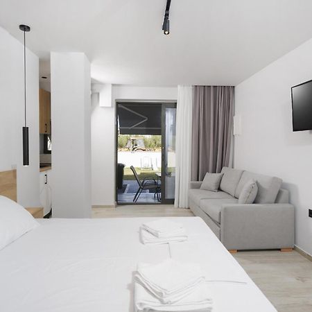 Rigas Boutique Rooms Pefkochori Exterior foto